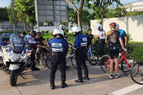 32 Cyclists were Fined for Violating the Roadside Group Size Regulation